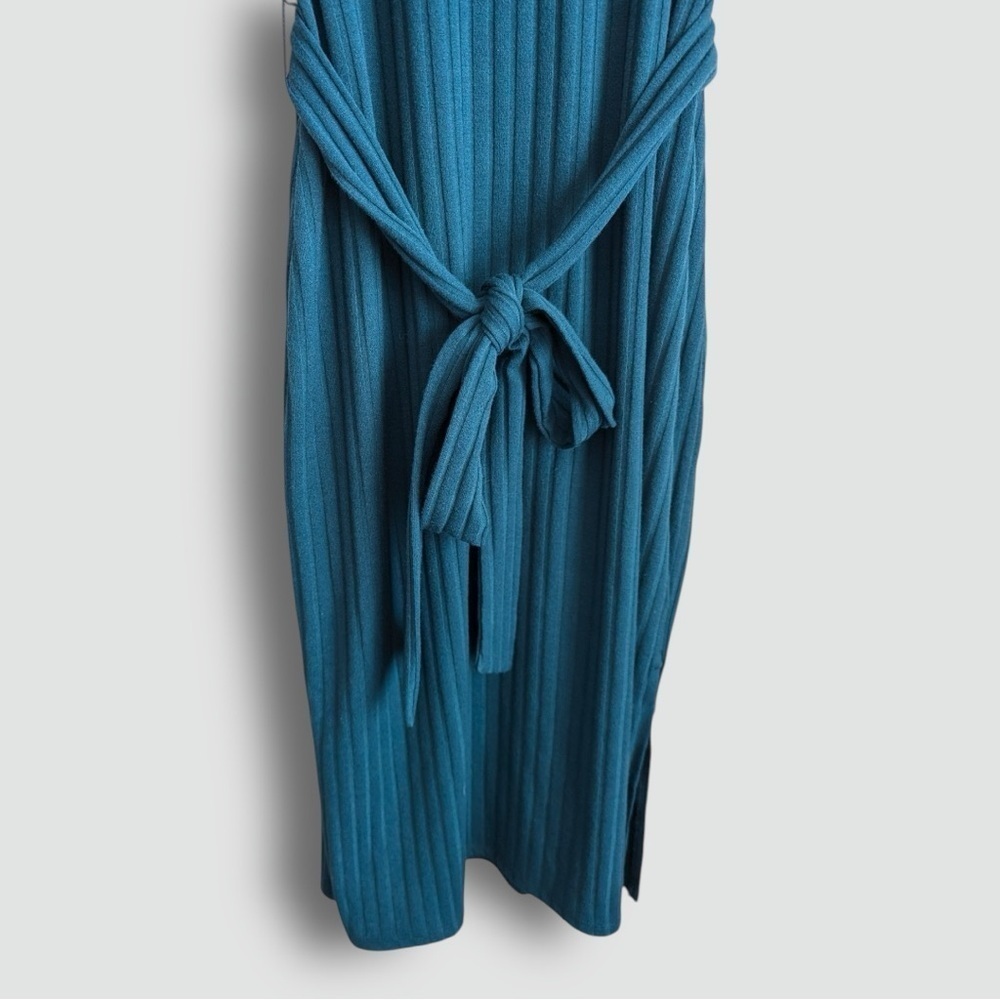 RW&Co Belted Mock-Neck Sleeveless Sweater Shift Dress - Picture 10 of 12